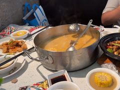-肥仔文澳门猪骨煲(南京西路店)