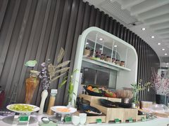 -亚洲国际大酒店·云顶阁旋转自助餐厅