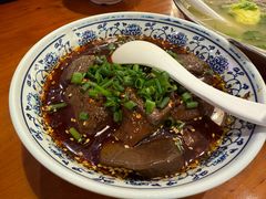 -杨三孃跷脚牛肉(西外棕榈岛店)