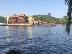 -苏堤停车场
