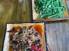 -燕兵眉州肥肠鱼饭店