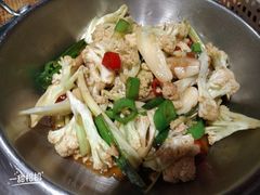 -隔壁老王·家常云南菜(花巷店)