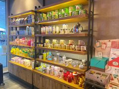 零售区-星巴克(深圳北站B5检票口)