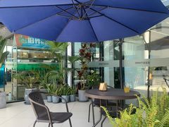 -宁波宝信宝马4S店(江北日湖店)