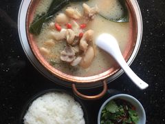 -飞虎过桥米线(翠湖店)