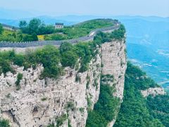 -抱犊寨风景区