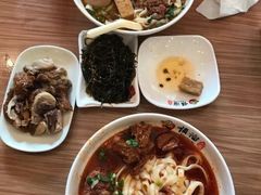 -顺溜·手工刀削面·黑金店(铜锣湾店)