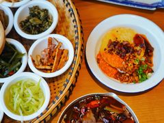 -包整·丝娃娃(一览甲秀楼风景店)