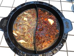 菌汤鸳鸯锅-卤校长重庆火锅(合肥宁国路店)