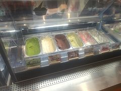 -极拉图·现制冰淇淋(大卫城店)
