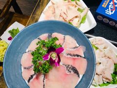 -周师兄大刀腰片火锅(洪崖洞旗舰店)