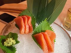 三文鱼刺身-Kathleen's Waitan 凯圣琳江景西餐厅(外滩店)