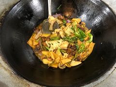 -咊记茅草棚柴火鸡(乌当店)