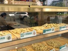 面包甜点陈列柜-袁记云饺(南门口店)