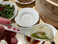 丝瓜虾仁小笼包-鼎泰丰(当代商城店)
