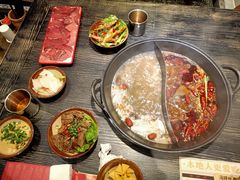 -冯校长老火锅(中联广场店)