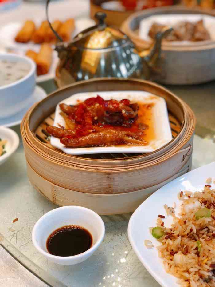 百合豪宴-"第一次来他家喝午茶点心,味道不错.服务."-大众点评移动版