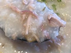 皮蛋瘦肉粥-玖鲜小笼(中山广场店)