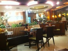 大堂-必胜客(华南摩尔店)