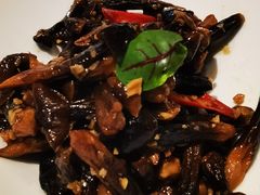拌肉枞菌-芳草地度假酒店·野炉中餐厅