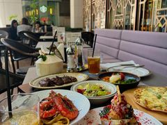 -Mogul Eatery·大亨餐酒馆