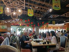 大堂-龙泉人椰子鸡.糟粕醋.海南菜(三亚旗舰店)