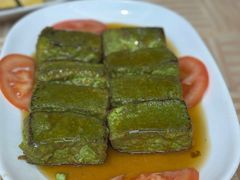 菜汁豆腐-巫记鸡饭店