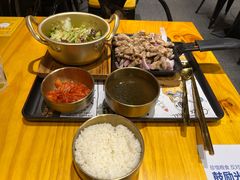 -小韩屋韩国料理(上海湾店)