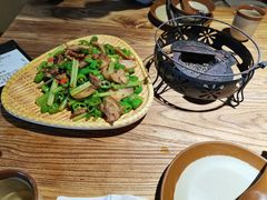-肖四女乐山跷脚牛肉(南汇大学城生活广场店)