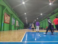 -健龙森俱乐部·游泳·健身·羽毛球综合体育馆