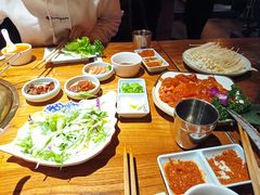 -小花花炭火烤肉·十五年延吉风味(左家庄店)