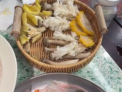 -鸿姐老火锅(龙阳店)