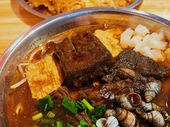 -柳州肥姨妈大骨螺蛳粉(东靖路店)