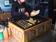 -六合夜市