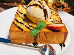 -桉树林A coffee 森林餐厅(三圣乡店)