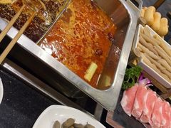 -百年川椒重庆老火锅(光谷店)