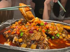-江边城外烤全鱼(世茂广场店)