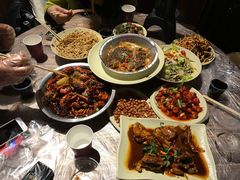 -巴厘龙虾·榜首油焖大虾(音乐学院·沿江酒馆店)