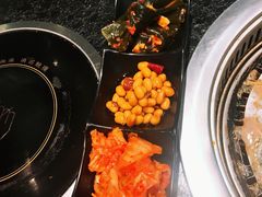 精美小菜-烤路里·韩国品质自助烤肉(石路天虹4号店)