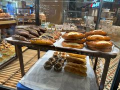 -CARINO BAKERY&CAFE(人广来福士店)