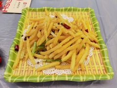 -肥肥虾庄·金牌油焖大虾(东湖欢乐谷店)