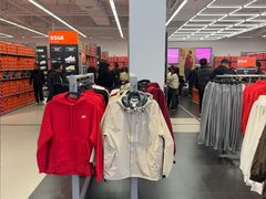 -NIKE上海青浦优选体验店