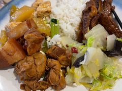 -上海宝信宝马4S店