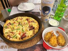 黄金六两松板肉比萨-必胜客(百联又一城店)