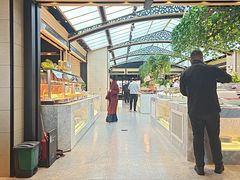 -川骄海鲜自助(王府井奥莱UP TOWN店原世界之花店)