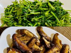 烤香菜-炙热童年·老北京炙子烤肉(南锣鼓巷店)