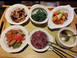 -耐味林月子会所(黄兴公园店)