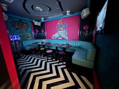 -UK派对KTV(日月广场店)