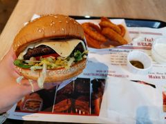 -The Habit Burger Grill 哈比特汉堡(复兴soho店)