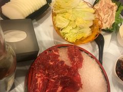 -鲜入围煮花胶鸡海鲜火锅